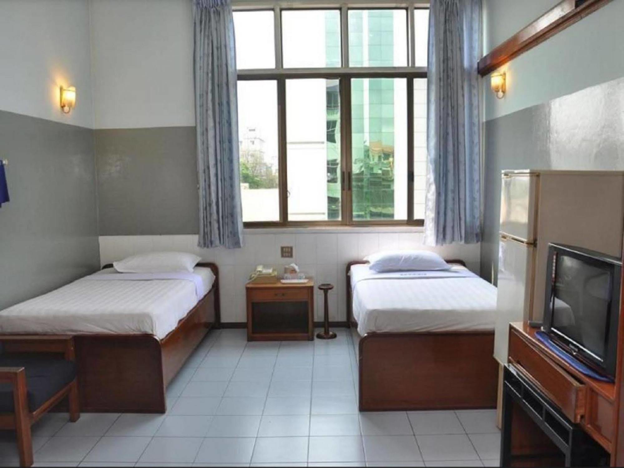 Fortune Hotel Mandalay Eksteriør billede